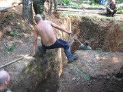 Порой приходилось выписывать настоящие пируэты, чтобы вылезти из ямы